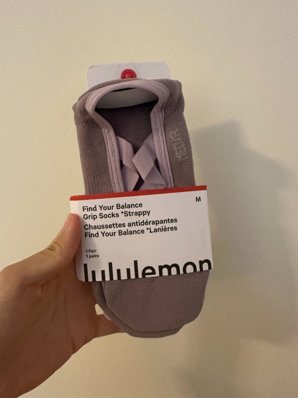 NWT lululemon athletica Unisex Find Your Balance Grip Socks Strappy